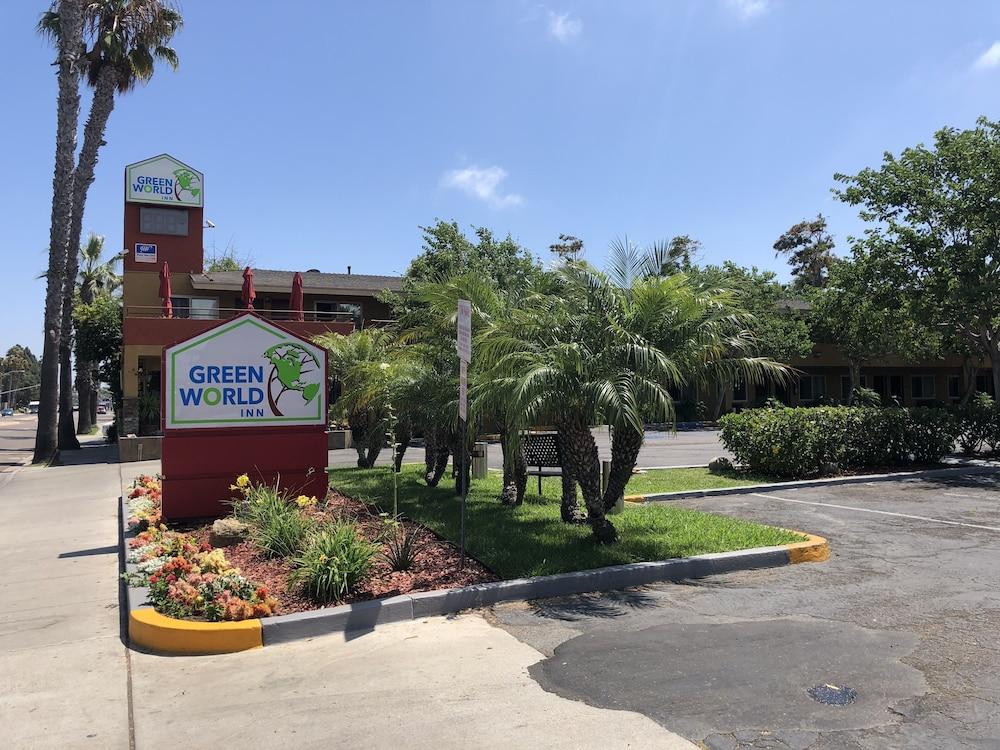 Ramada By Wyndham Near Seaworld / Mission Beach San Diego Esterno foto