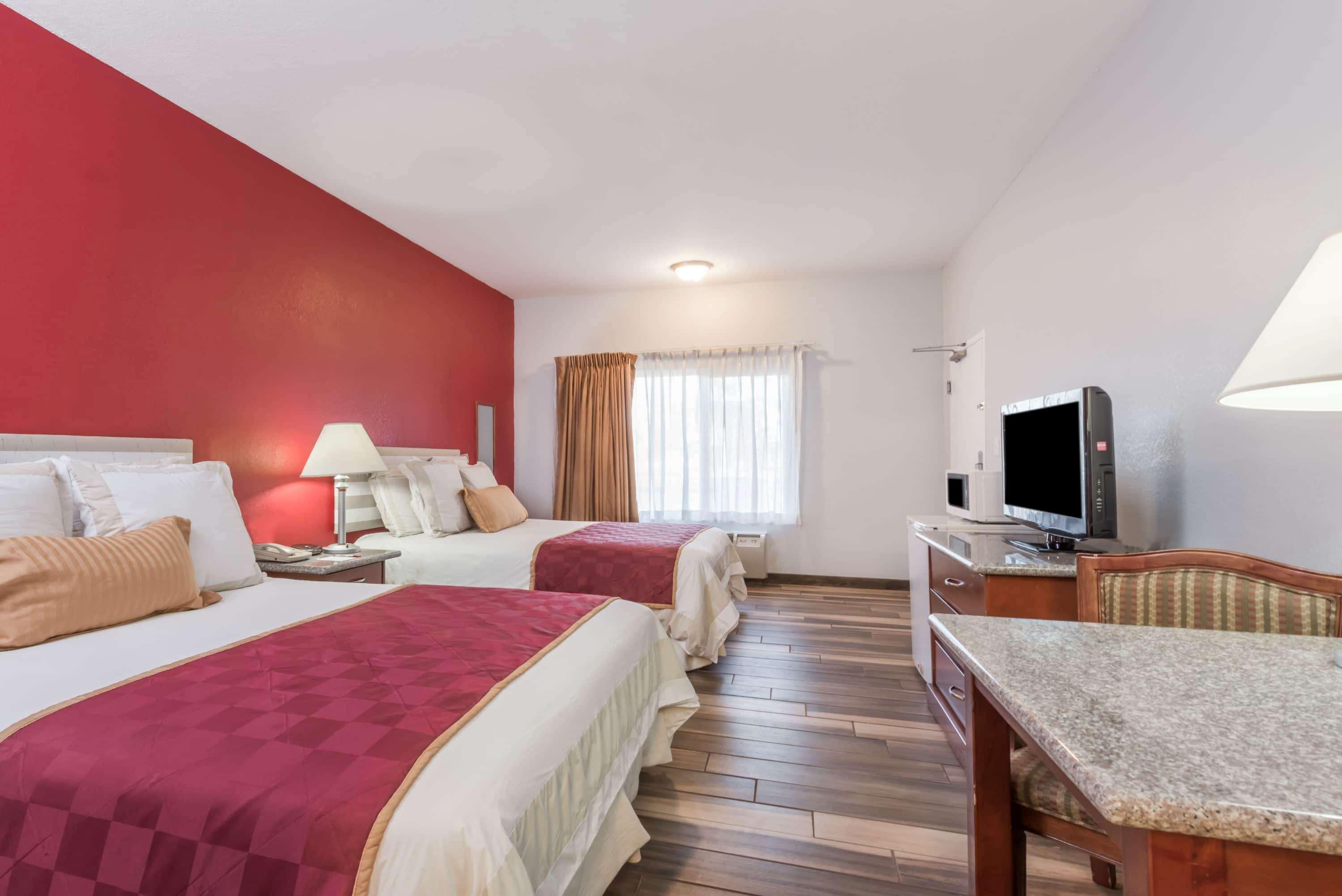 Ramada By Wyndham Near Seaworld / Mission Beach San Diego Esterno foto