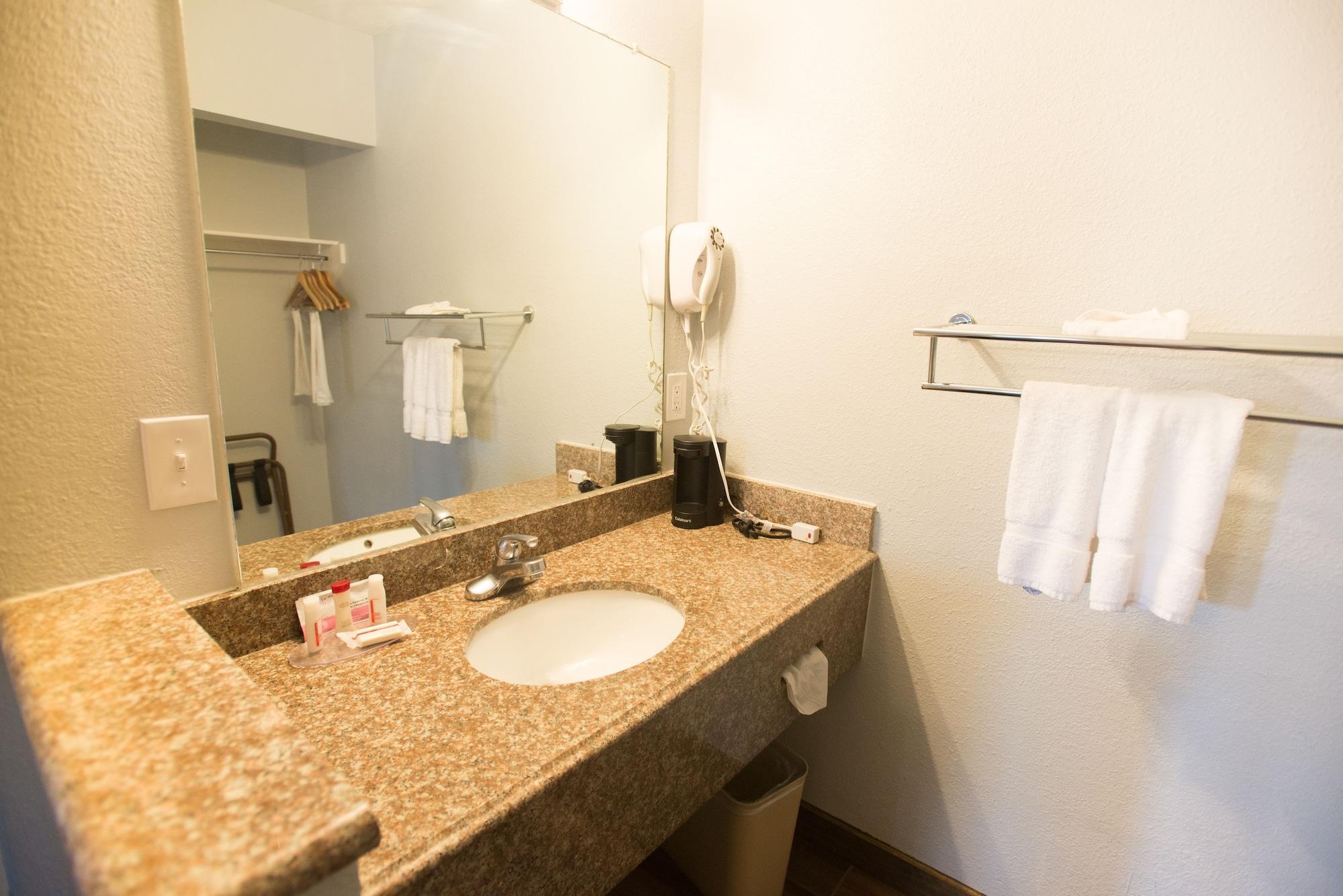 Ramada By Wyndham Near Seaworld / Mission Beach San Diego Esterno foto